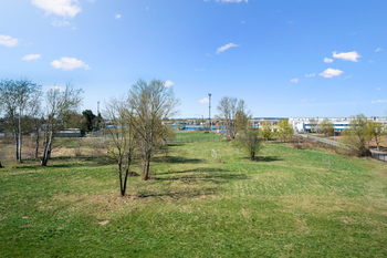 Prodej pozemku 7896 m², Hradec Králové