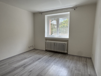 Pronájem bytu 1+1 v osobním vlastnictví 32 m², Kladno
