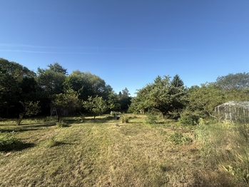 Prodej pozemku 1963 m², Dobřany