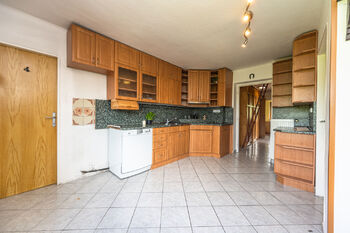 Kuchyň - Prodej domu 182 m², Kamenice