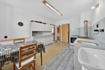 Prodej domu 281 m², Mnich