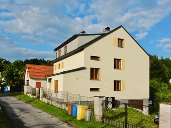 Prodej domu 281 m², Mnich