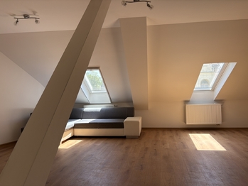 obývací pokoj - Pronájem bytu 3+kk v osobním vlastnictví 83 m², Šumperk