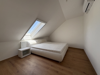 ložnice - Pronájem bytu 3+kk v osobním vlastnictví 83 m², Šumperk