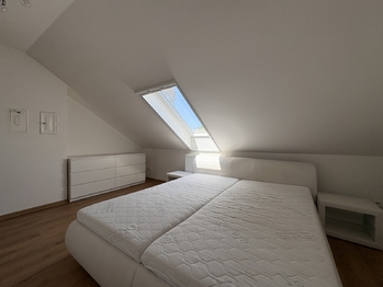 ložnice - Pronájem bytu 3+kk v osobním vlastnictví 83 m², Šumperk