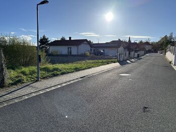 Prodej pozemku 1013 m², Doksy