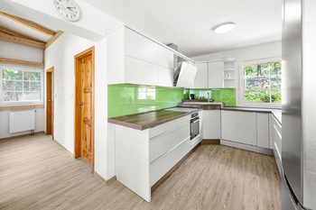 kuchyň - Prodej domu 300 m², Dačice