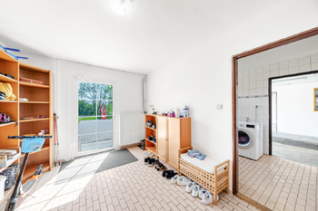 vchod do suterénu - Prodej domu 300 m², Dačice