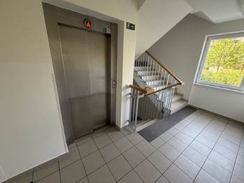 Pronájem bytu 1+kk v osobním vlastnictví 40 m², Praha 5 - Stodůlky