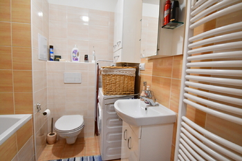 Prodej bytu 1+kk v osobním vlastnictví 29 m², Hradec Králové