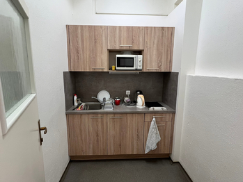 Pronájem kancelářských prostor 16 m², Praha 7 - Holešovice