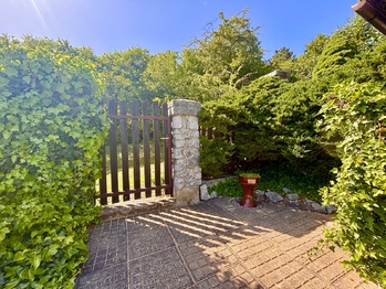 Přístupová branka - Prodej chaty / chalupy 66 m², Slavkov u Brna