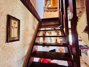 Schody do patra - Prodej chaty / chalupy 66 m², Slavkov u Brna