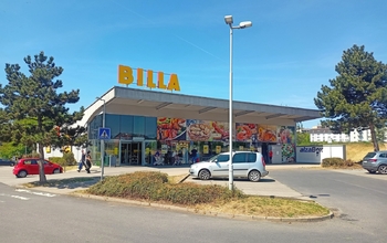 Na nákupy to není daleko. - Prodej bytu 1+kk v osobním vlastnictví 33 m², Slaný