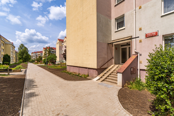 Prodej bytu 3+1 v osobním vlastnictví 68 m², Praha 9 - Újezd nad Lesy