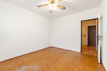 Prodej bytu 3+1 v osobním vlastnictví 68 m², Praha 9 - Újezd nad Lesy