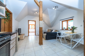 Prodej domu 213 m², Mirošovice