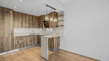Prodej bytu 1+kk v osobním vlastnictví 42 m², Praha 5 - Třebonice