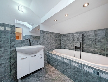 Pronájem bytu 2+1 v osobním vlastnictví 68 m², Račetice