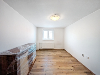Pronájem bytu 2+1 v osobním vlastnictví 68 m², Račetice