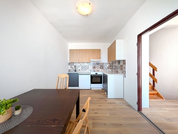 Pronájem bytu 2+1 v osobním vlastnictví 68 m², Račetice