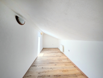 Pronájem bytu 2+1 v osobním vlastnictví 68 m², Račetice