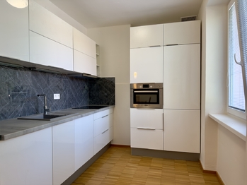 Pronájem bytu 3+1 v osobním vlastnictví 65 m², Pohořelice