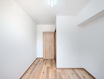 Pronájem bytu 1+kk v osobním vlastnictví 36 m², Račetice