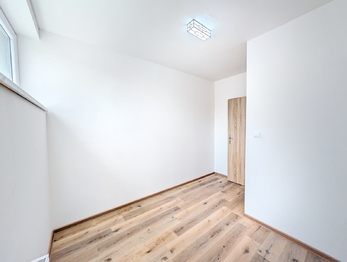 Pronájem bytu 1+kk v osobním vlastnictví 36 m², Račetice