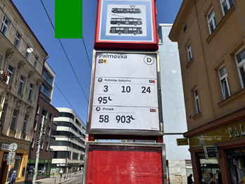 Pronájem garážového stání, Praha 8 - Libeň