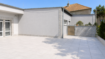 Prodej domu 524 m², Skršín