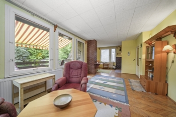 obývací pokoj 2 NP foto 3 - Prodej domu 91 m², Hodonín