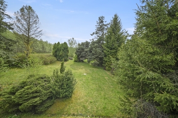 pohled z terasy do zahrady směrem na jih - Prodej domu 91 m², Hodonín