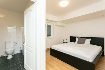 Pronájem domu 302 m², Praha 6 - Nebušice