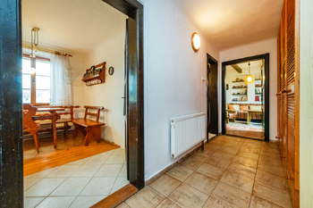 Prodej domu 168 m², Zálší