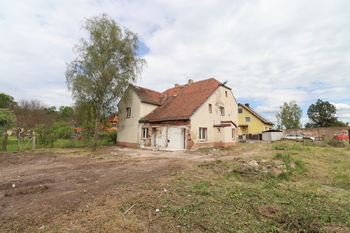 Prodej domu 550 m², Lubenec