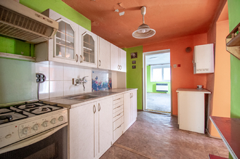 Prodej domu 90 m², Hoštka