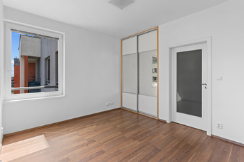 Prodej bytu 2+kk v osobním vlastnictví 56 m², Praha 5 - Zličín