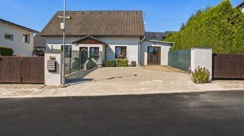 Prodej domu 298 m², Nový Bor
