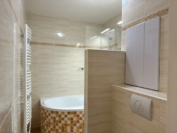 Pronájem bytu 2+1 v osobním vlastnictví 56 m², Děčín