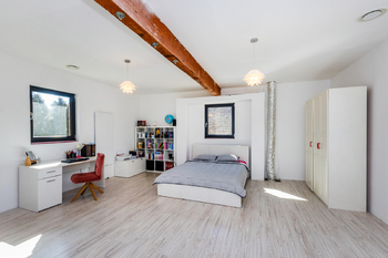 Prodej nájemního domu 330 m², Černuc