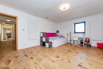 Prodej nájemního domu 330 m², Černuc