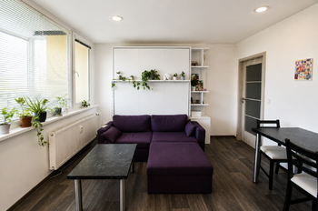 OBÝVACÍ POKOJ - Prodej bytu 2+kk v osobním vlastnictví 46 m², Brno
