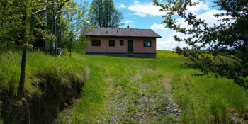 Pohled od příjezdové komunikace  - Prodej domu 130 m², Prosenická Lhota