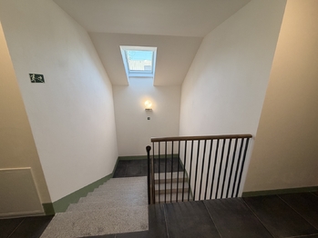 Pronájem bytu 1+kk v osobním vlastnictví 32 m², Dobřichovice