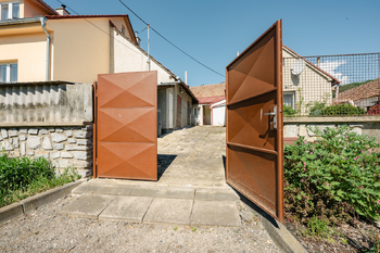 Prodej domu 150 m², Závist