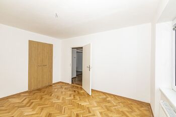 Ložnice - Pronájem bytu 2+1 v osobním vlastnictví 53 m², Roudnice nad Labem