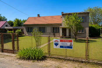 Prodej domu 85 m², Vroutek