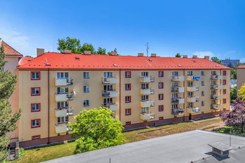 Prodej bytu 3+1 v osobním vlastnictví 74 m², Hradec Králové