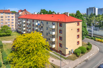 Prodej bytu 3+1 v osobním vlastnictví 74 m², Hradec Králové